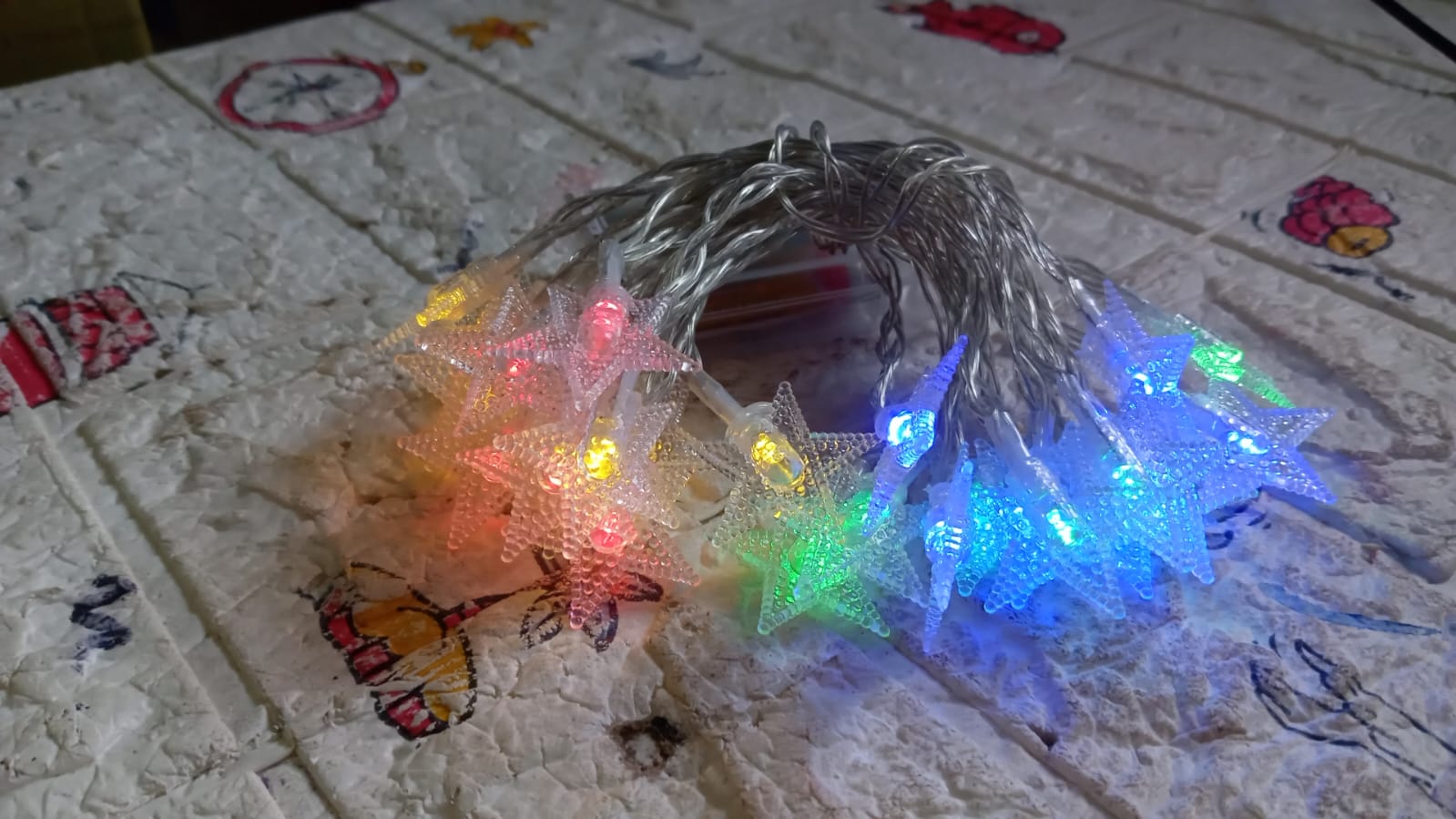 6603 28 LED / Star 3.9 Meter Star Shape Led Light Battery Operated with Flashing Modes for Home Decoration, Kids Room, Waterproof Diwali & Wedding LED Christmas Light Indoor and Outdoor Light ,Festival Decoration (Multicolor Battery Not Included 3.9Mtr) 6603 28 LED / Star 3.9 Meter Star Shape Led Light Battery Operated with Flashing Modes for Home Decoration, Kids Room, Waterproof Diwali & Wedding LED Christmas Light Indoor and Outdoor Light ,Festival Decoration (Multicolor Battery Not Included 3.9Mtr)